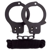 Чёрные наручники из листового металла в комплекте с веревкой BONDX METAL CUFFS LOVE ROPE SET