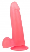 Нежно-розовый фаллоимитатор с мошонкой на присоске - 16,5 см.