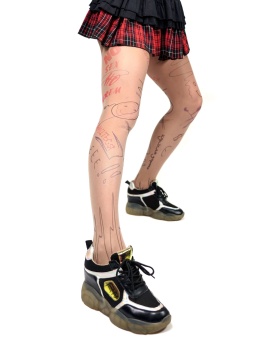 Молодежные колготки с надписями и почеркушками