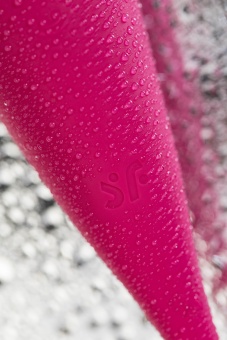 Двухсторонний вакуумный вибростимулятор Satisfyer Twirling Pro+ с приложением малиновый