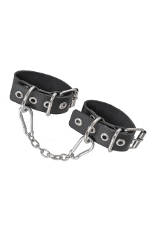 Черные кожаные наручники-браслеты из одного ремешка с люверсами
