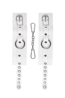 Белые мягкие кожаные наручники с люверсами