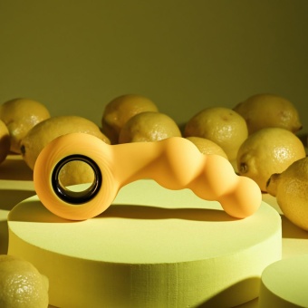 Желтая анальная вибропробка Bumble - 14,9 см.