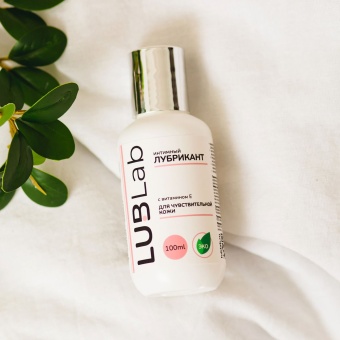 Лубрикант с витамином Е для чувствительной кожи LUBLab 100 мл